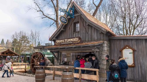 Flammkuchenstand im französischen Themenbereich